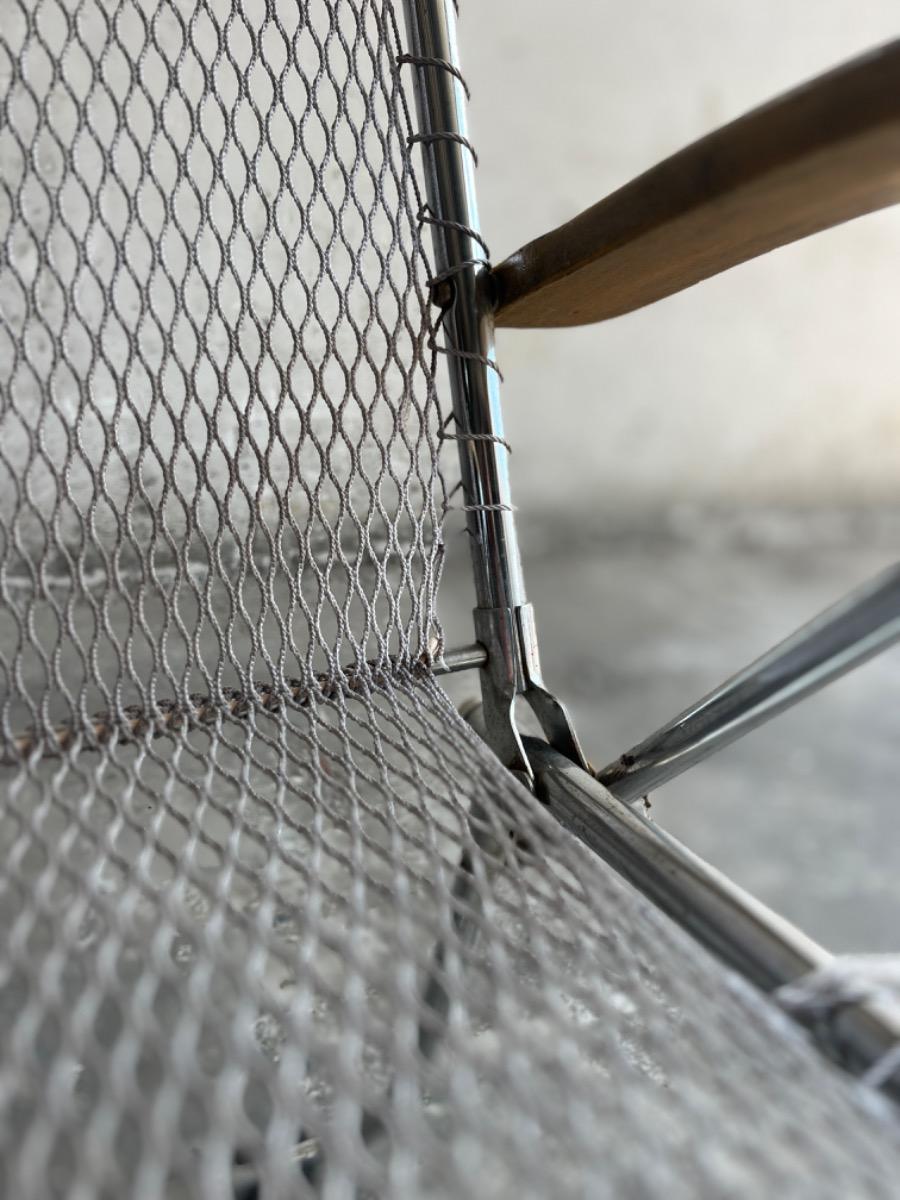 Set of two vintage folding chairs with wire frame in aluminum