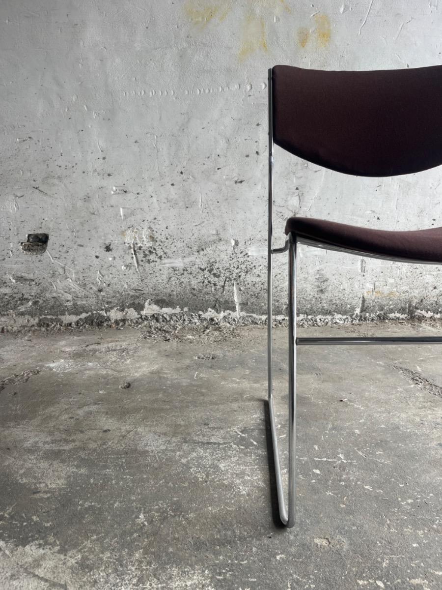 Chaises vintage Howe 40/4 en tissu bordeaux