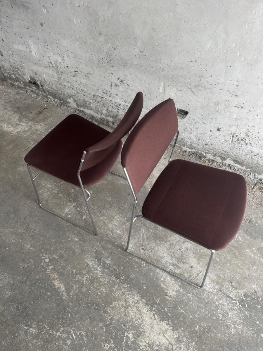 Chaises vintage Howe 40/4 en tissu bordeaux