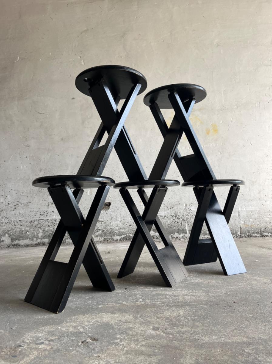 Suzy folding chair by Adrian Reed