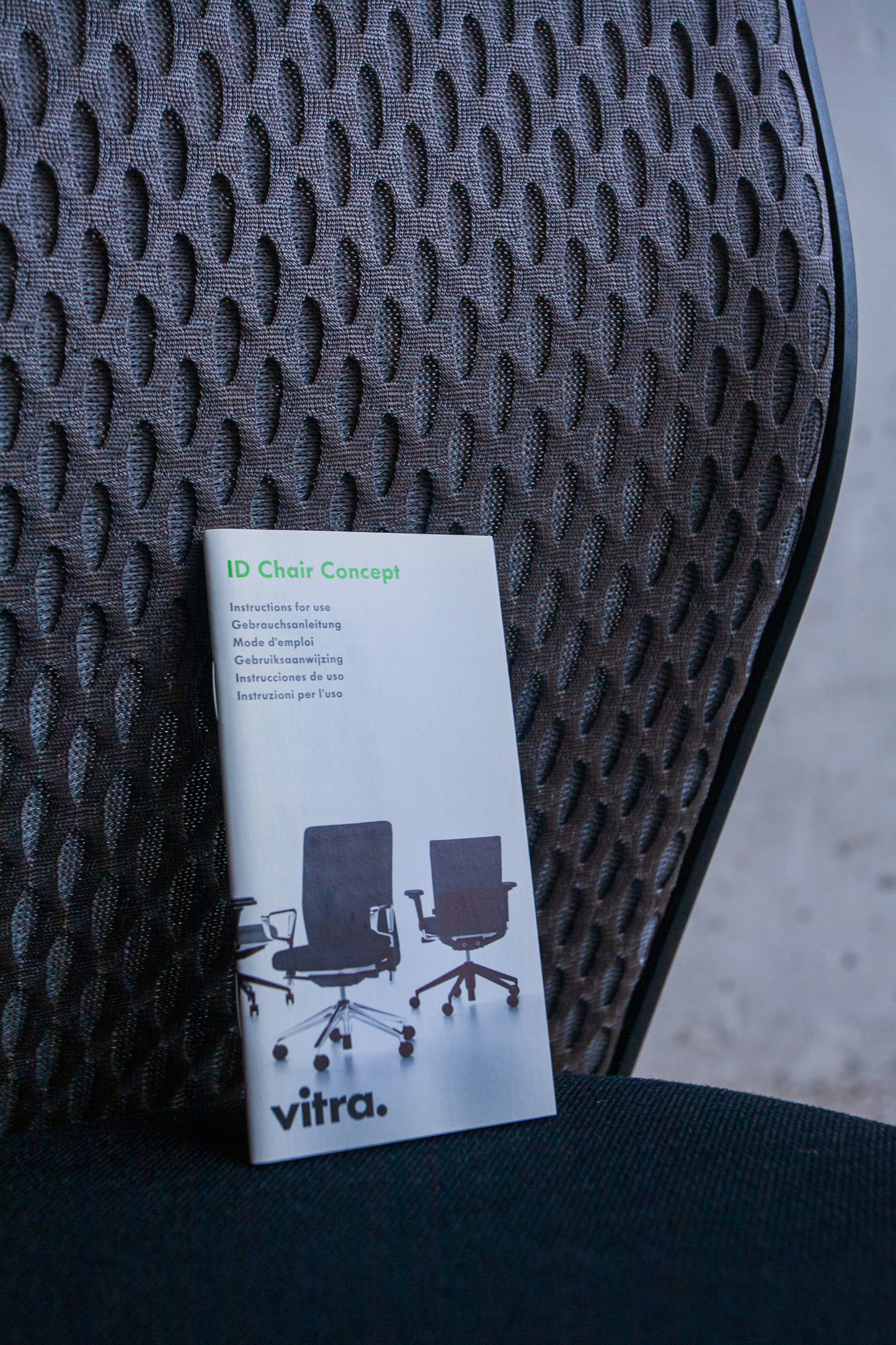 Vitra ID Trim Office Chair by Antonio Citterio