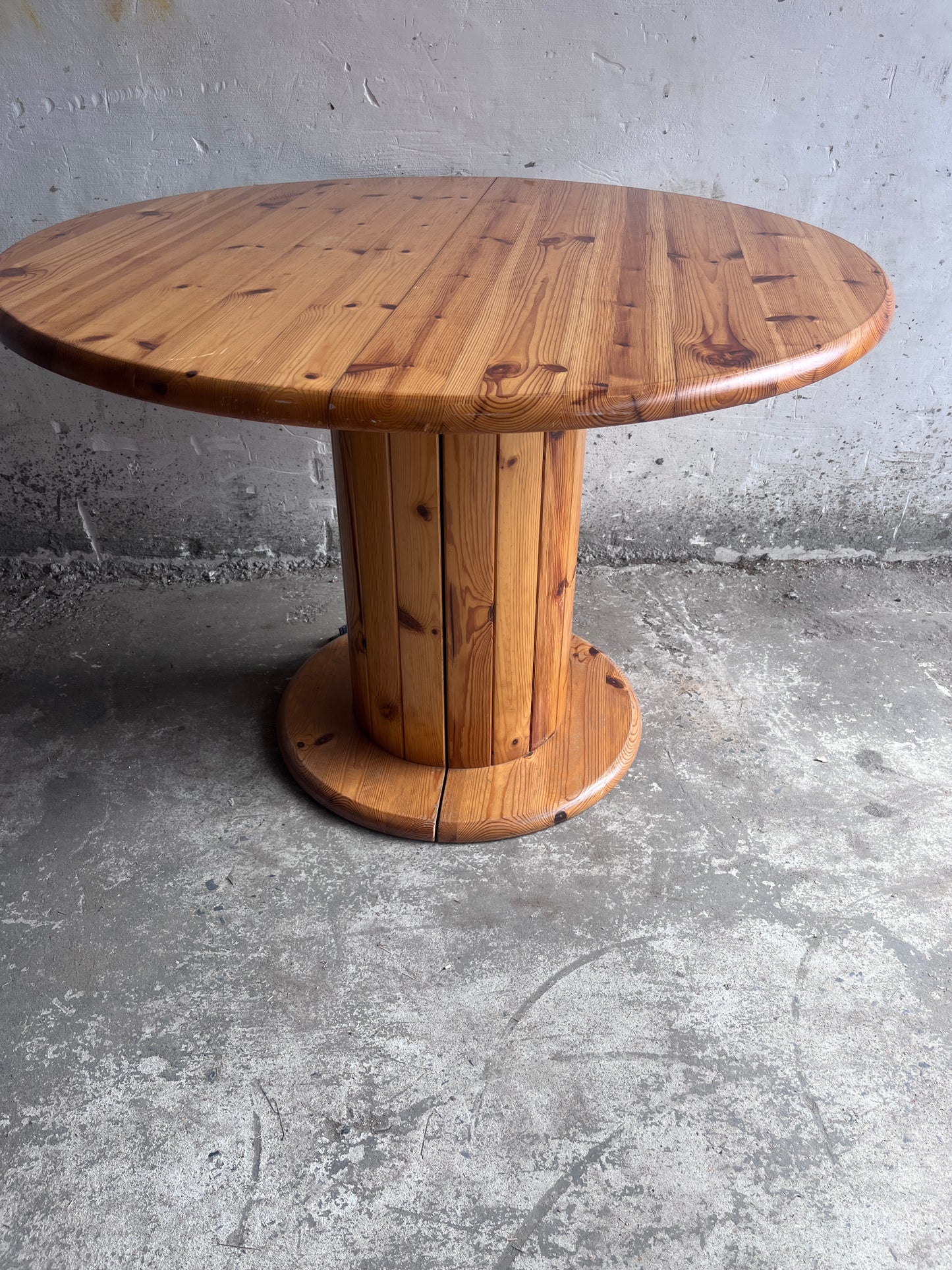 Solid Pine Round Dining Table 1970s