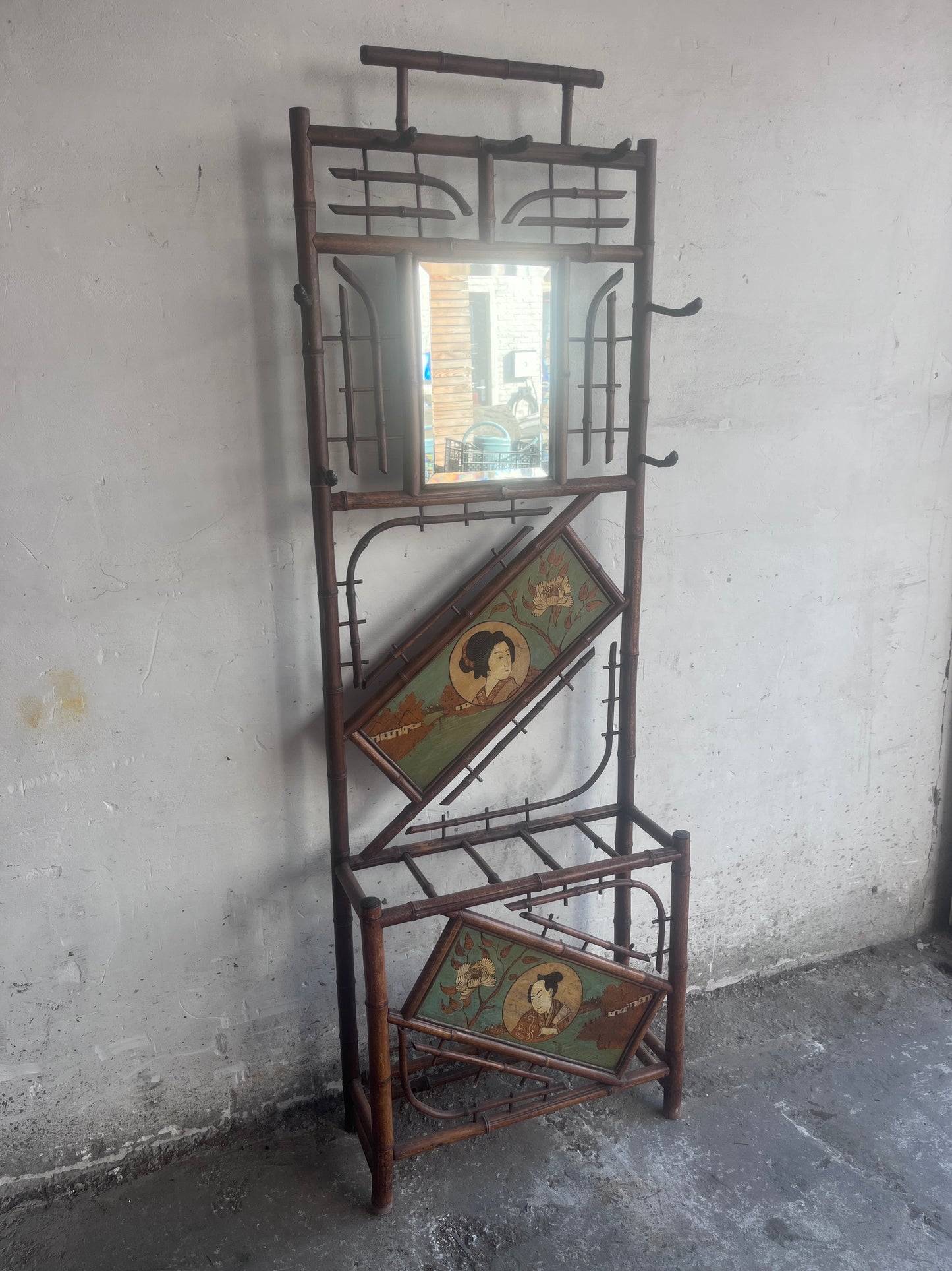 Armoire japonaise en bambou et fonte par Perret Vibert, vers 1900
