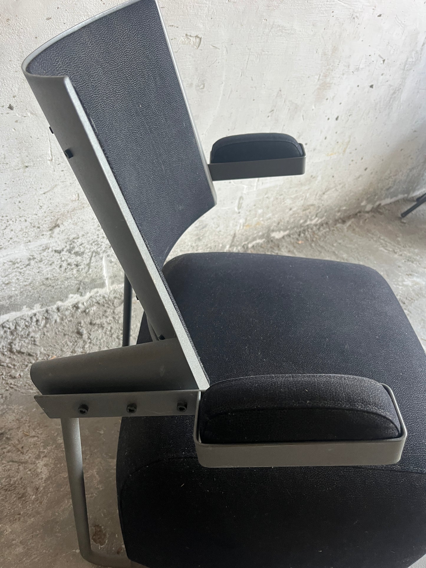 Oscar Chair by Heikki Korhonen for Inno, Finland (1980s)
