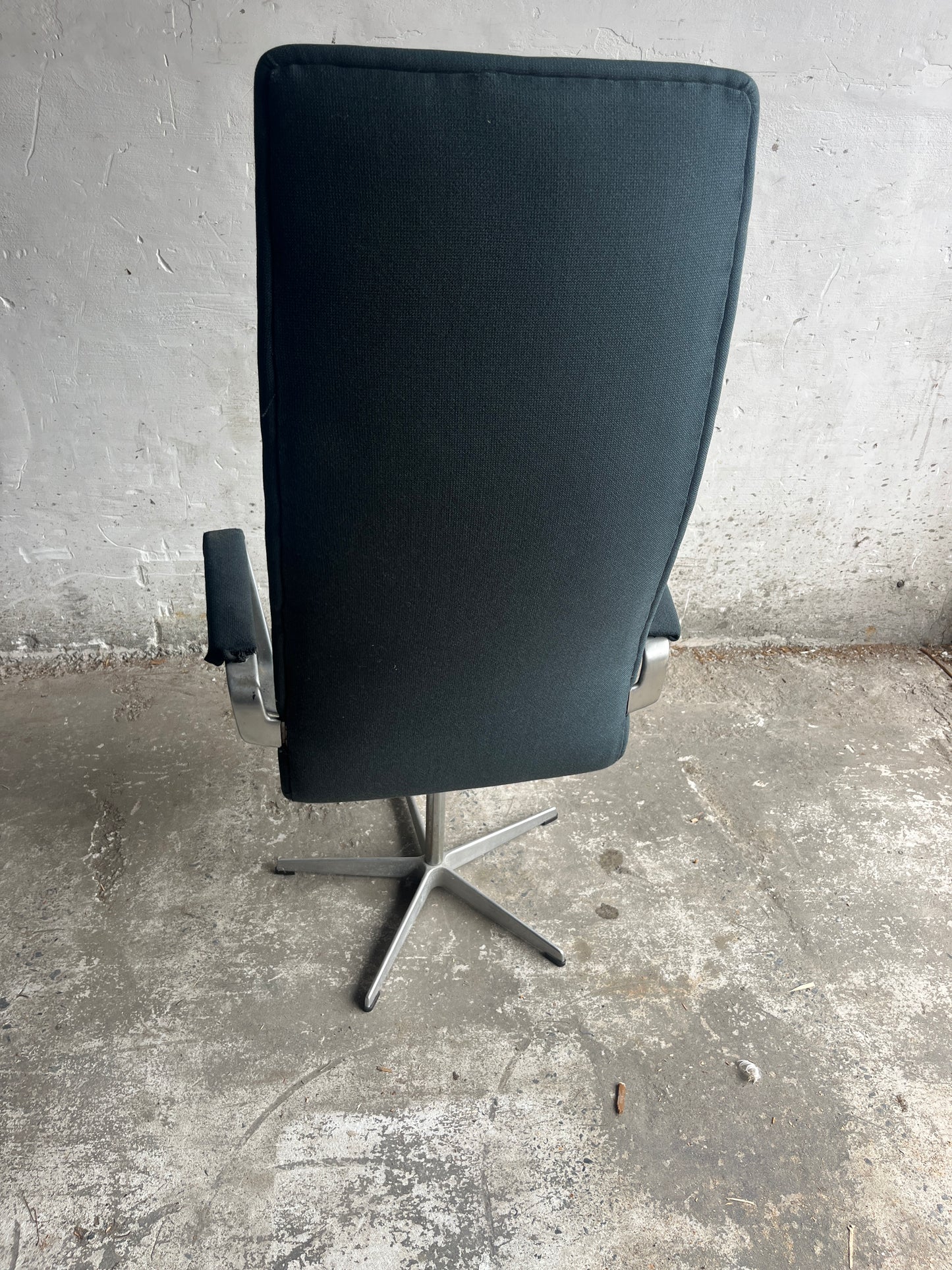 Fritz Hansen (model Oxford Arne Jacobsen) High-Back Swivel Chair – 1970s