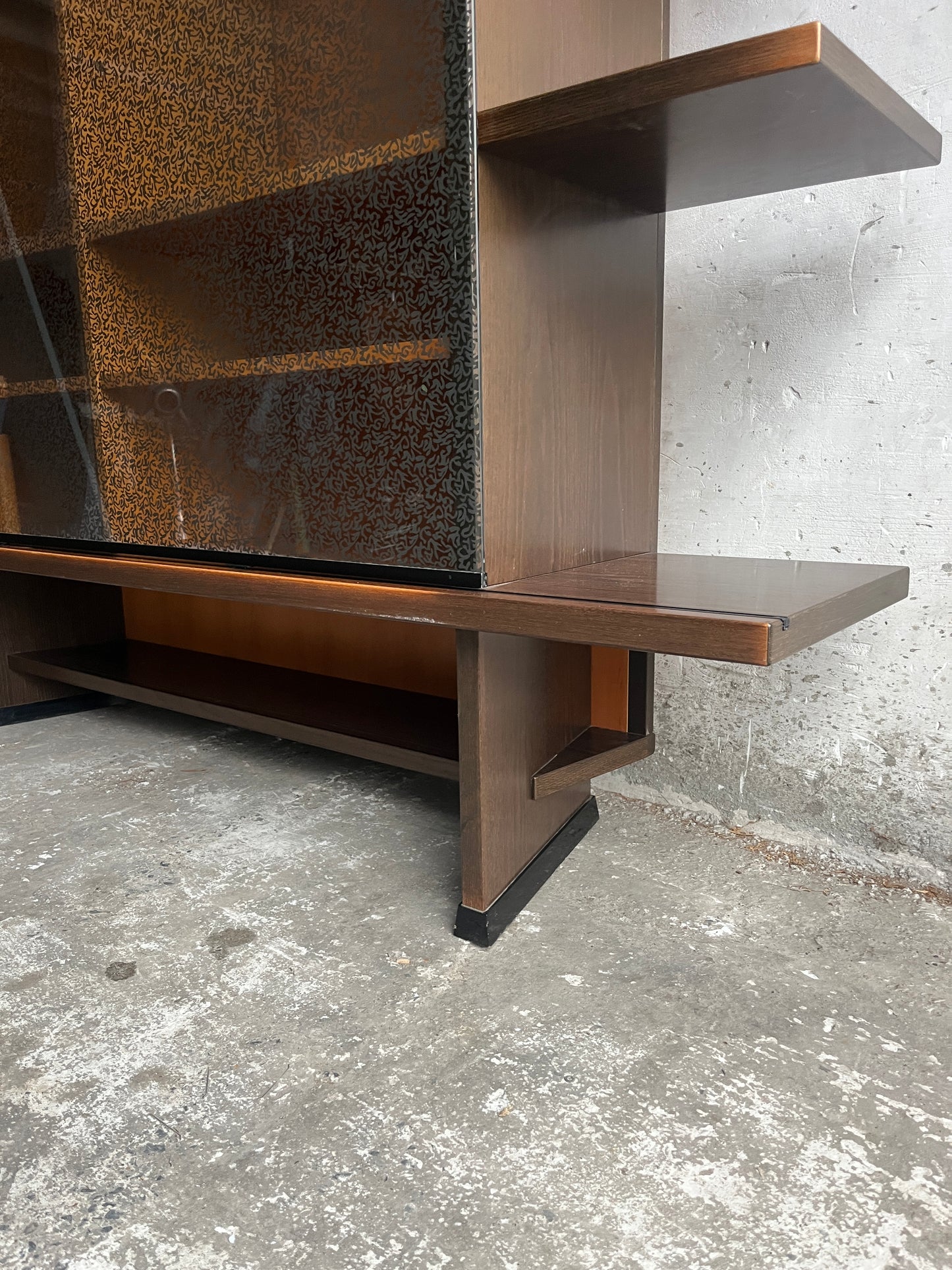 Angle Cabinet Francesco Binfare for Cassina, 1980