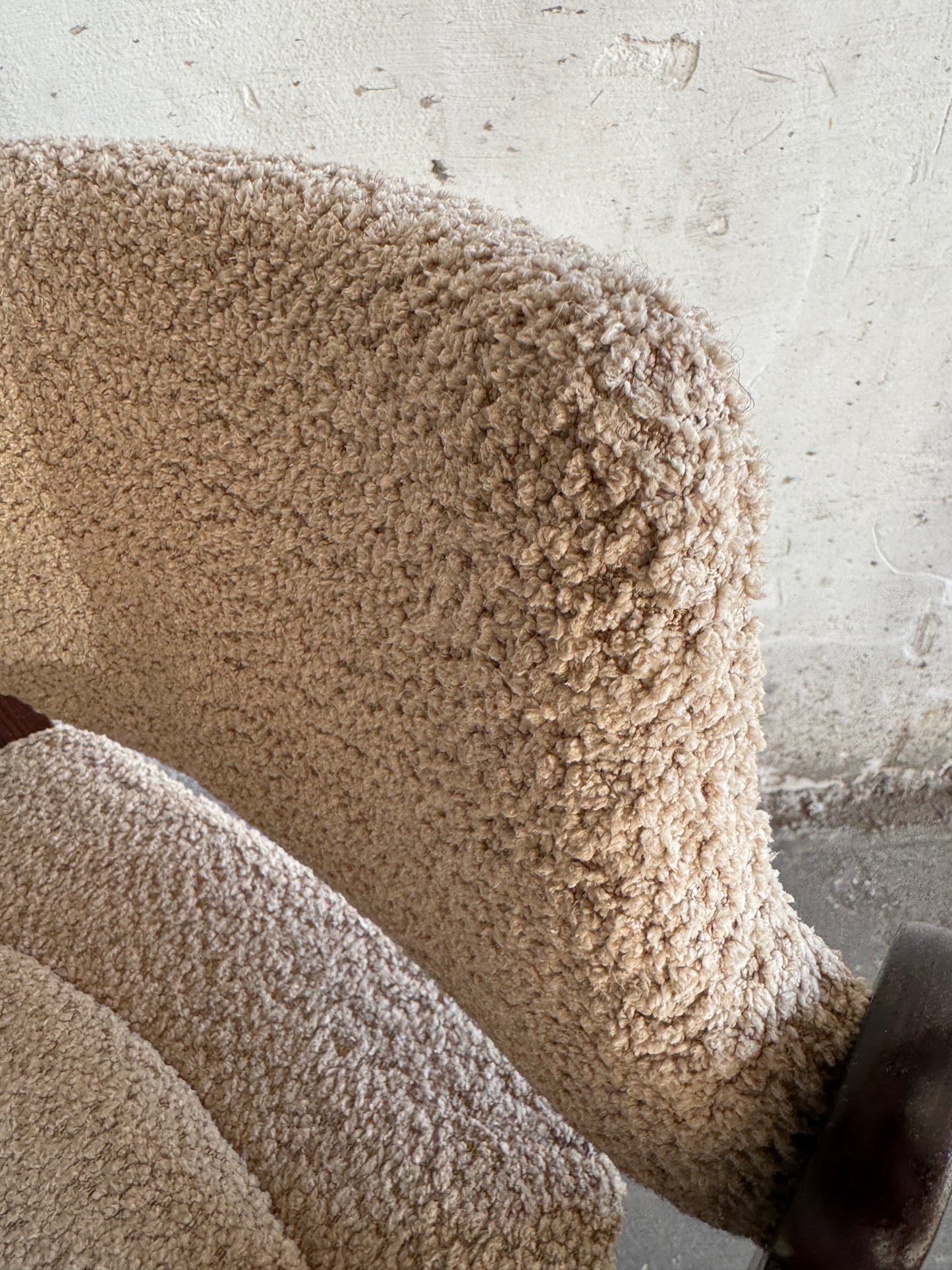 Mid-century eetkamerset met witte tafel en 4 stoelen