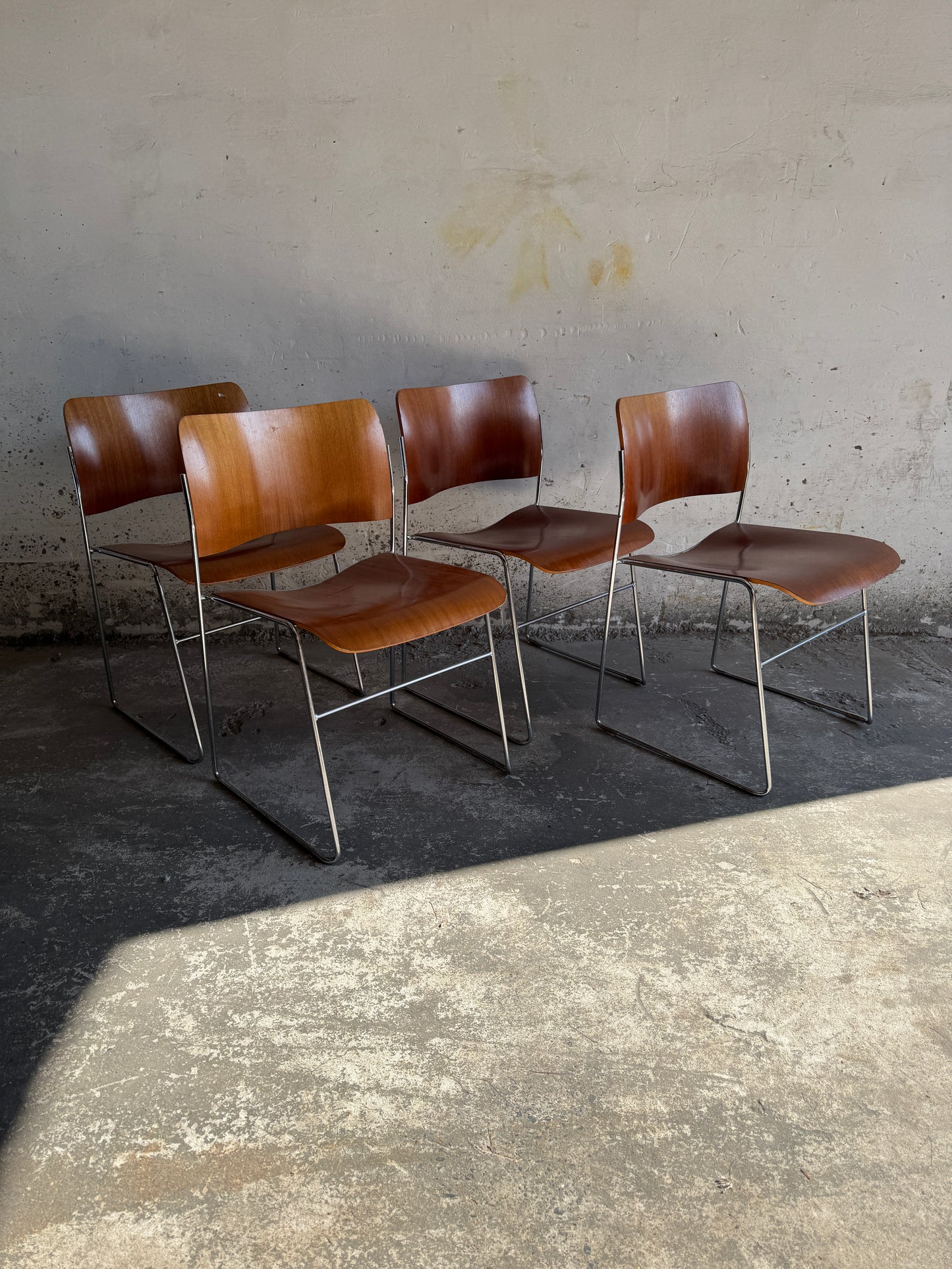 Set van 4 originele David Rowland 40/4 stoelen