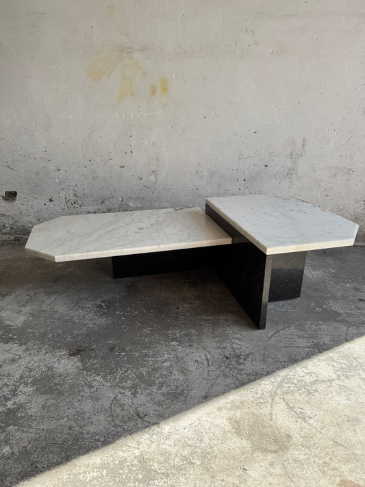 Unieke postmoderne salontafel in marmer en graniet