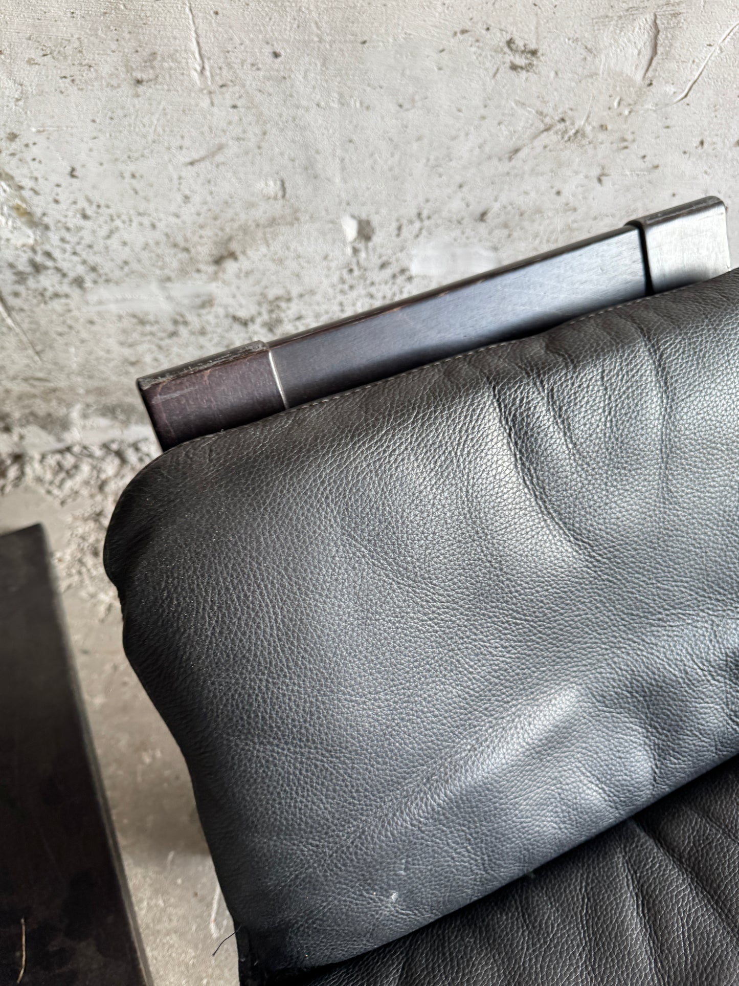 Vintage Scandinavische leren fauteuil + voetenbank van Ake Fribytter voor Mobel