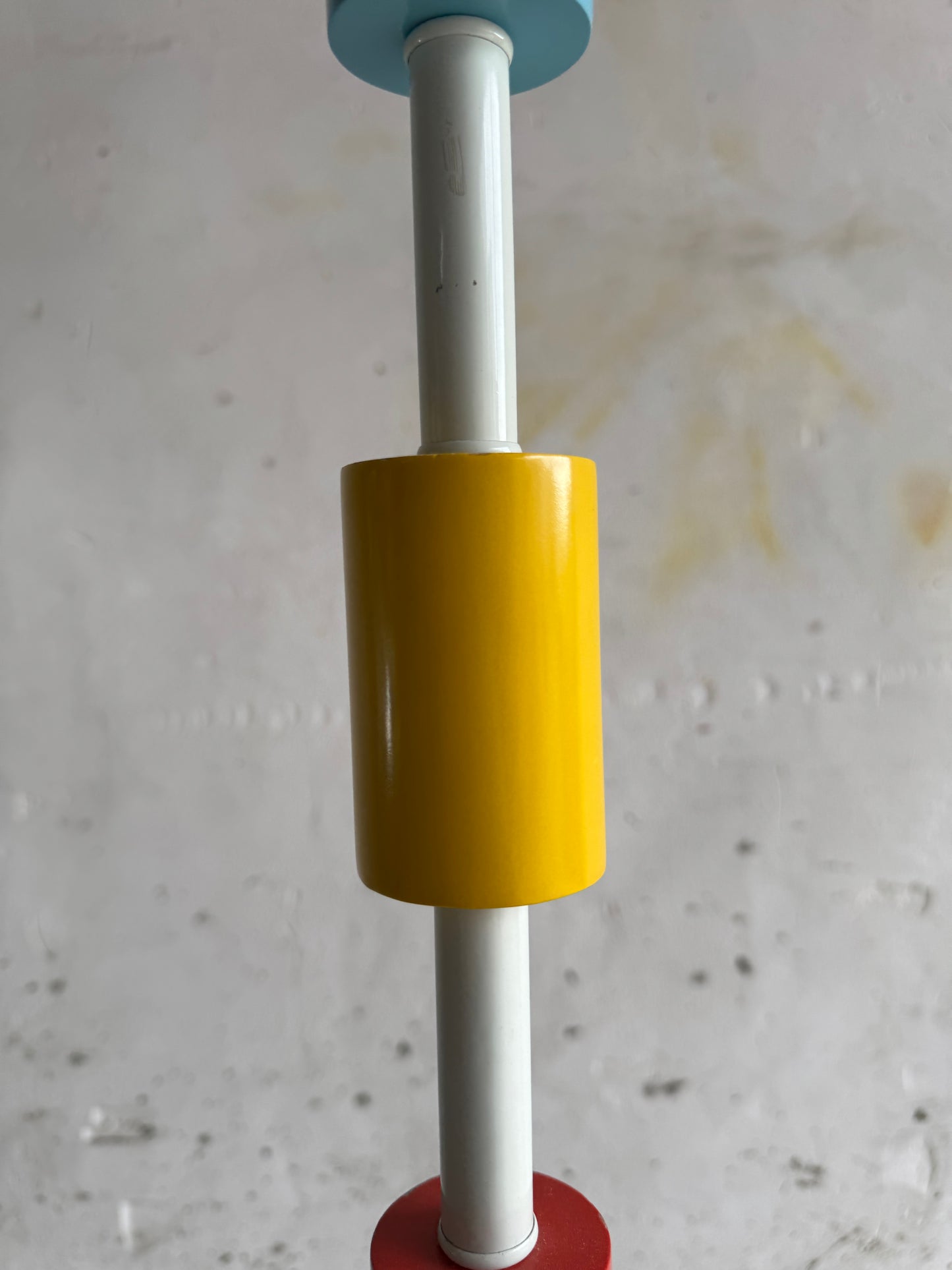 Vintage IKEA Memphis-stijl staande lamp met kleurrijke accenten