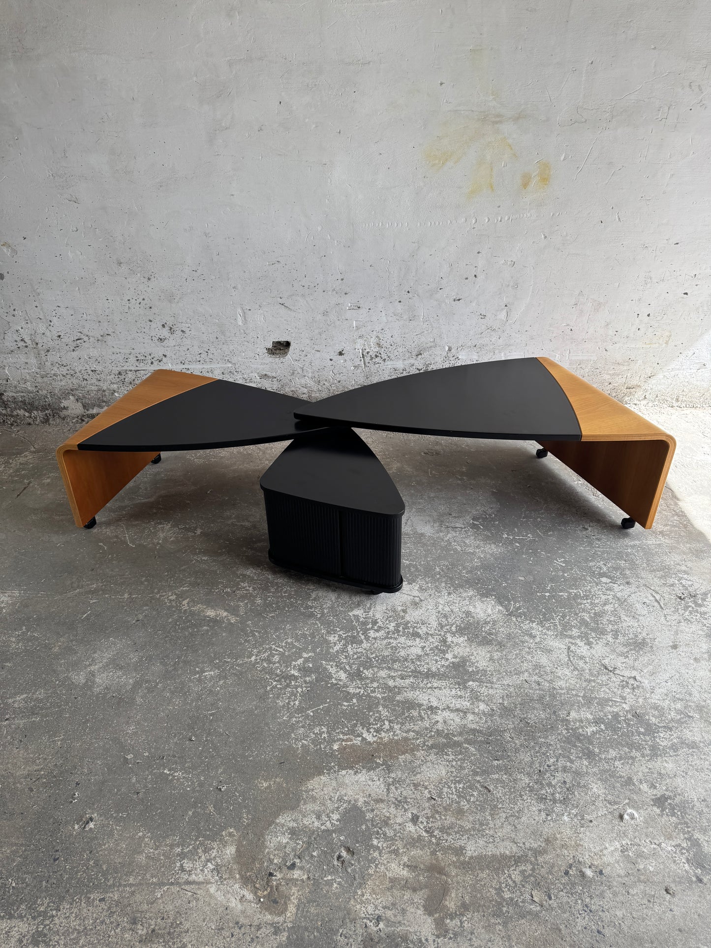 Design salontafel Meropida van Leolux (jaren 90)