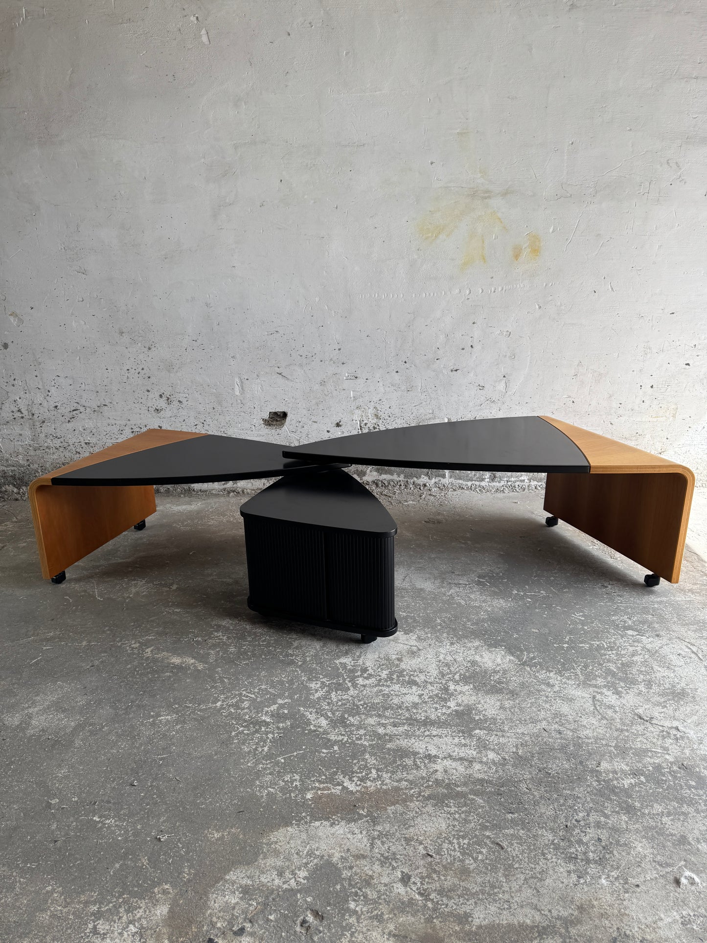 Design salontafel Meropida van Leolux (jaren 90)