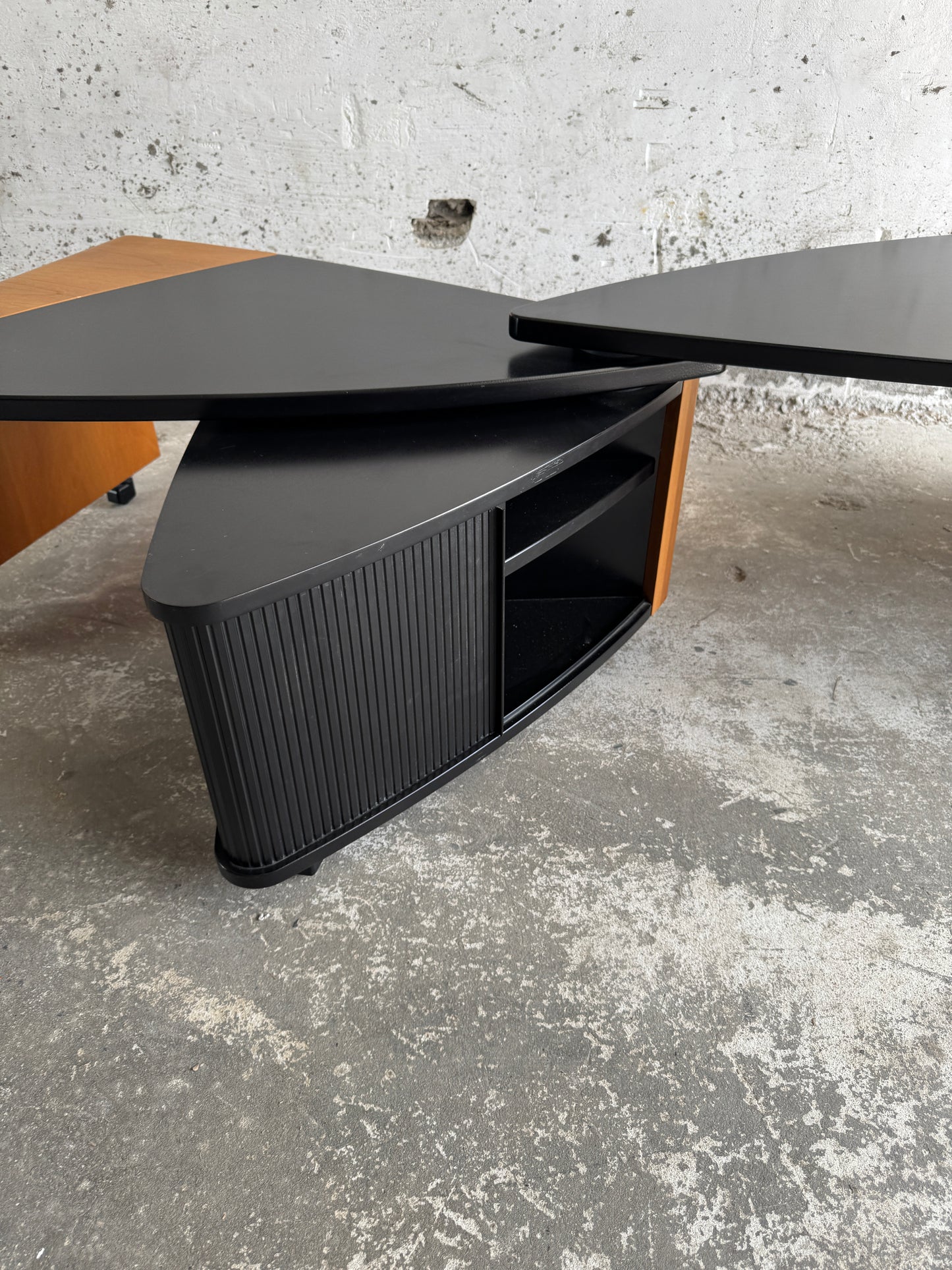 Design salontafel Meropida van Leolux (jaren 90)