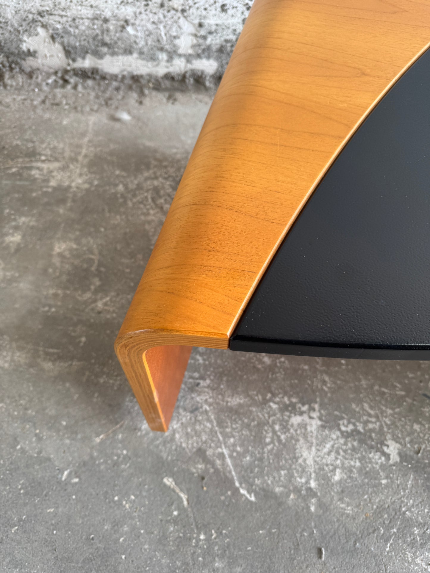 Design salontafel Meropida van Leolux (jaren 90)