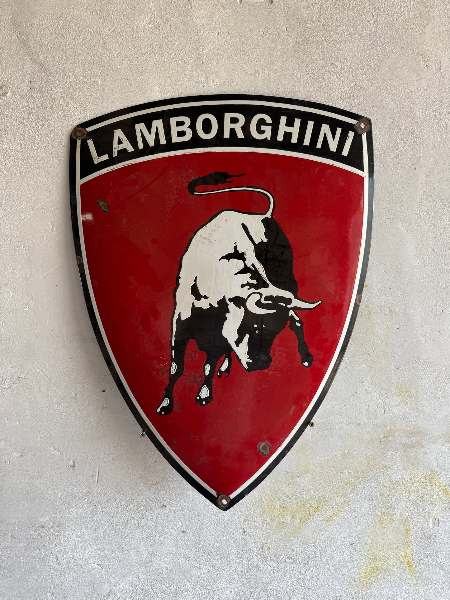 Plaque de bouclier en émail vintage Lamborghini