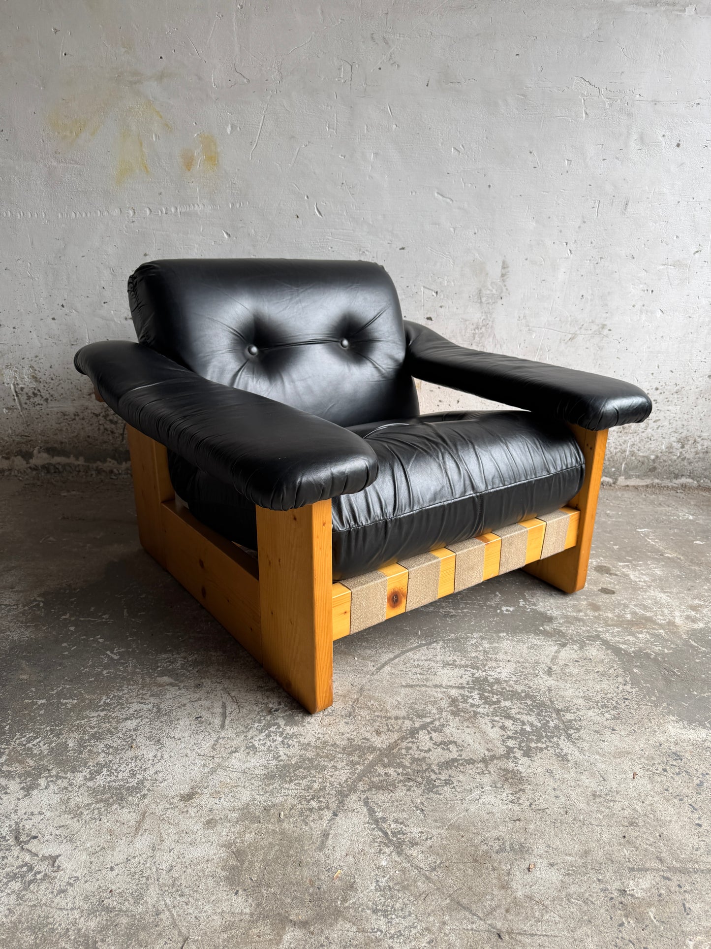 Vintage Italiaanse fauteuil van Poltrona Munari – ontwerp uit de jaren 70