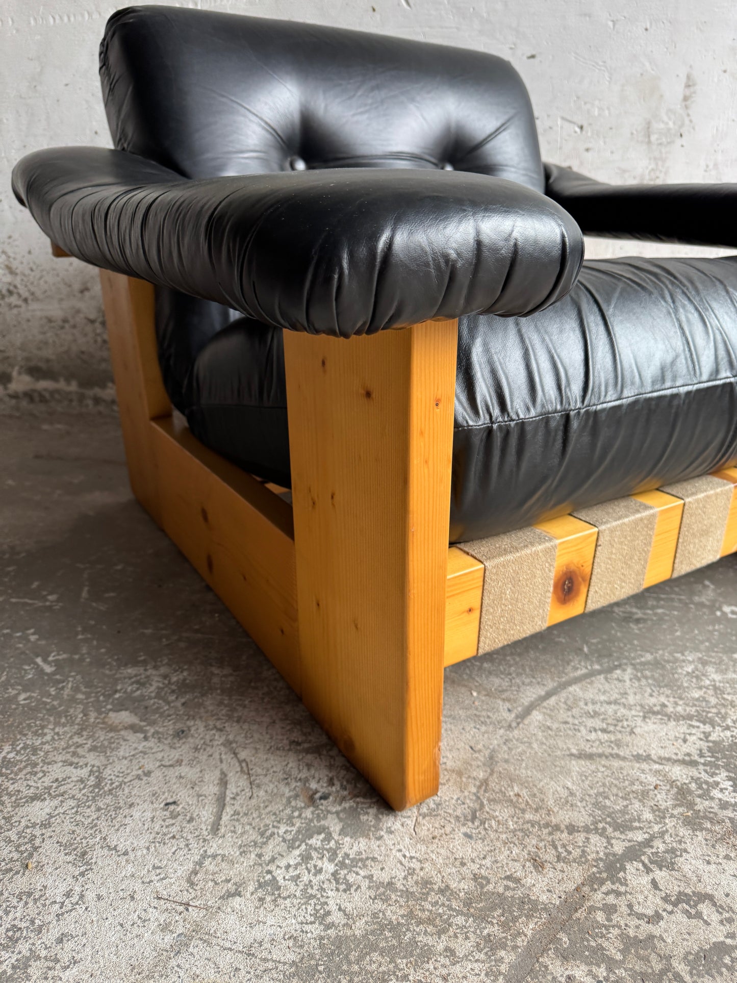 Vintage Italiaanse fauteuil van Poltrona Munari – ontwerp uit de jaren 70