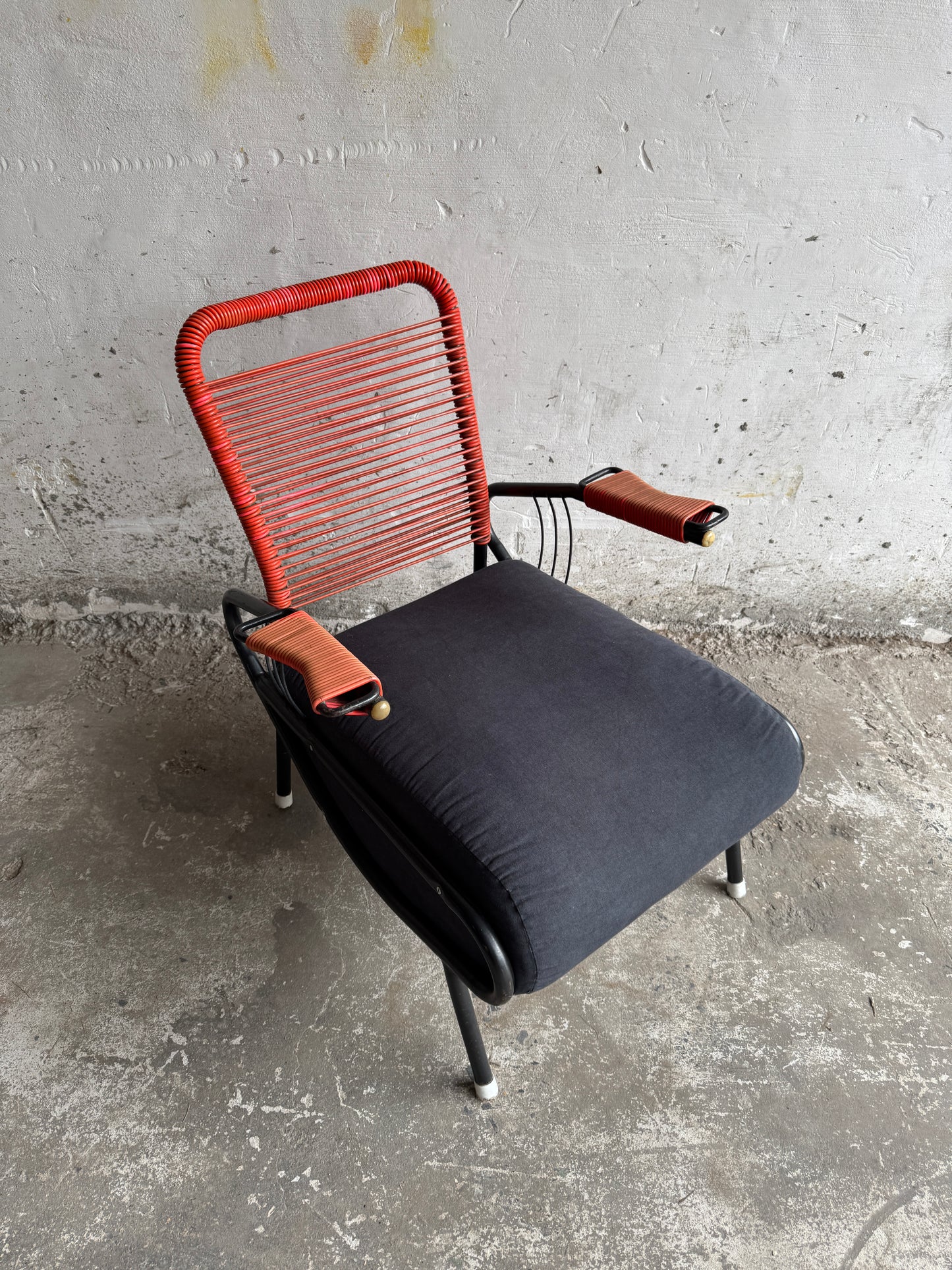 Vintage Scoubidou fauteuil – Frans design uit de jaren 50