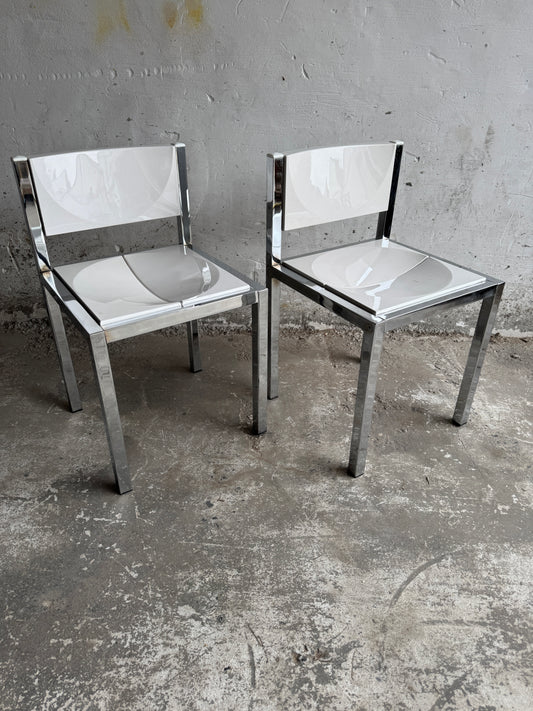 Paire de chaises chromées et blanches de Frank Wardle – Design postmoderne des années 1970
