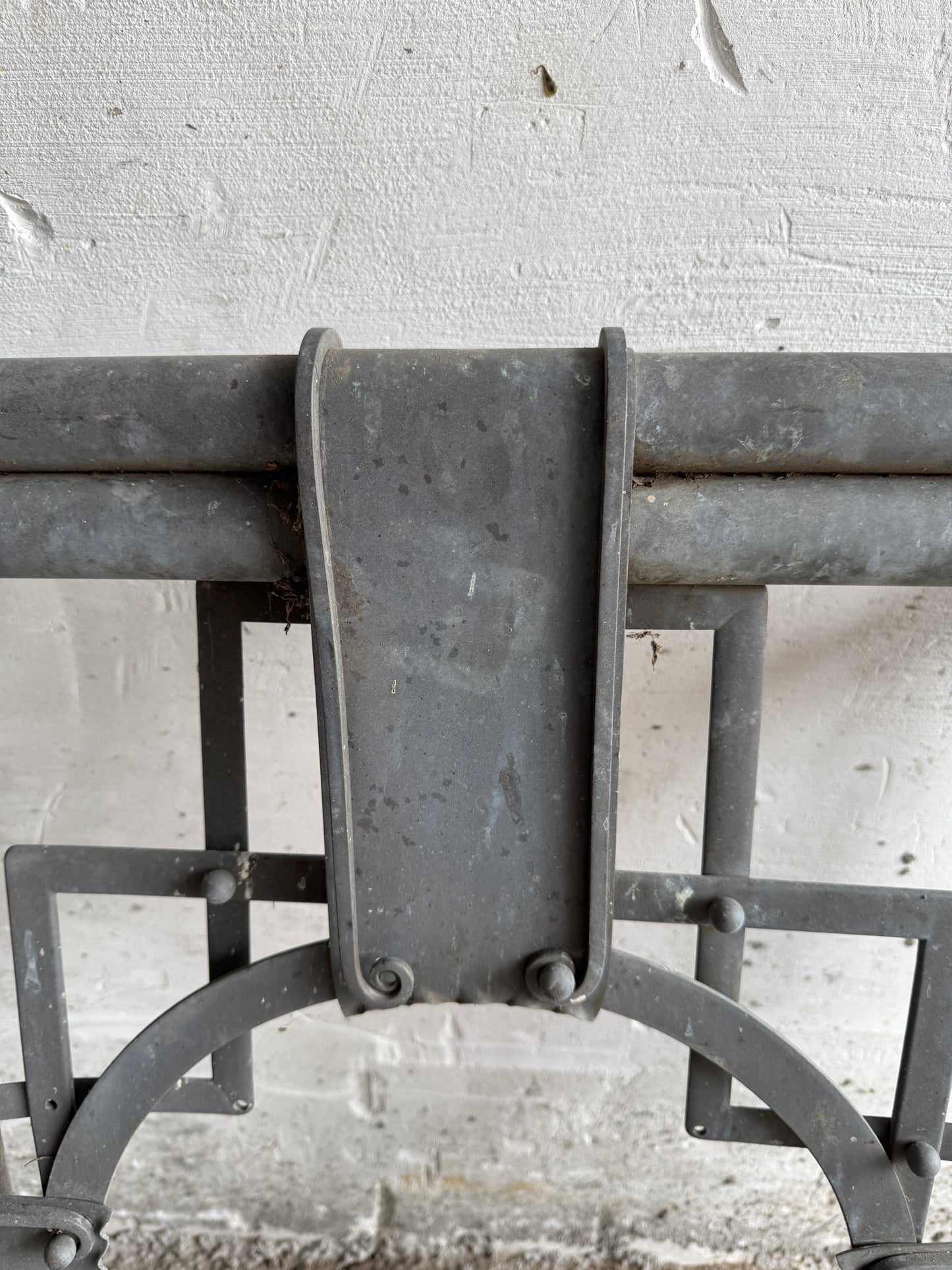 Industrial Cast Iron Architectural Fragment – Circular Motif, c.1930s