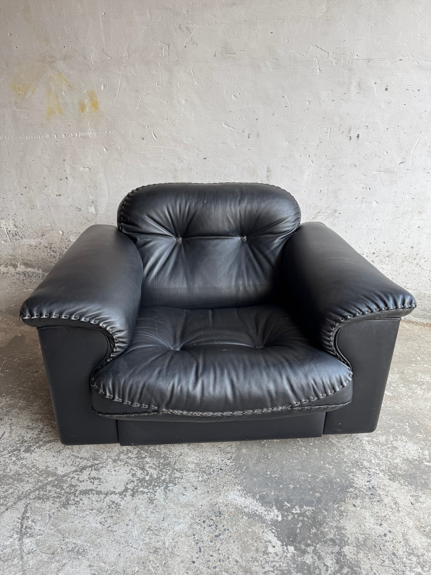 De Sede DS-101 Black Leather Lounge Chair
