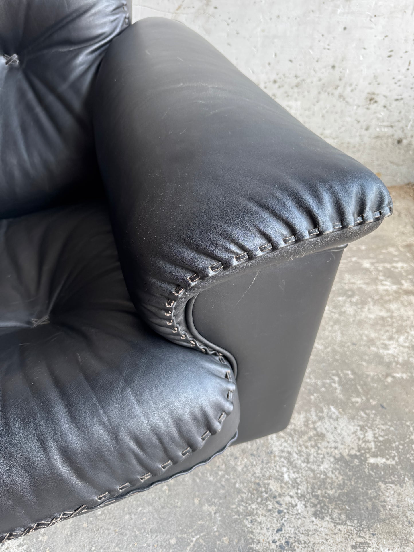 De Sede DS-101 Black Leather Lounge Chair