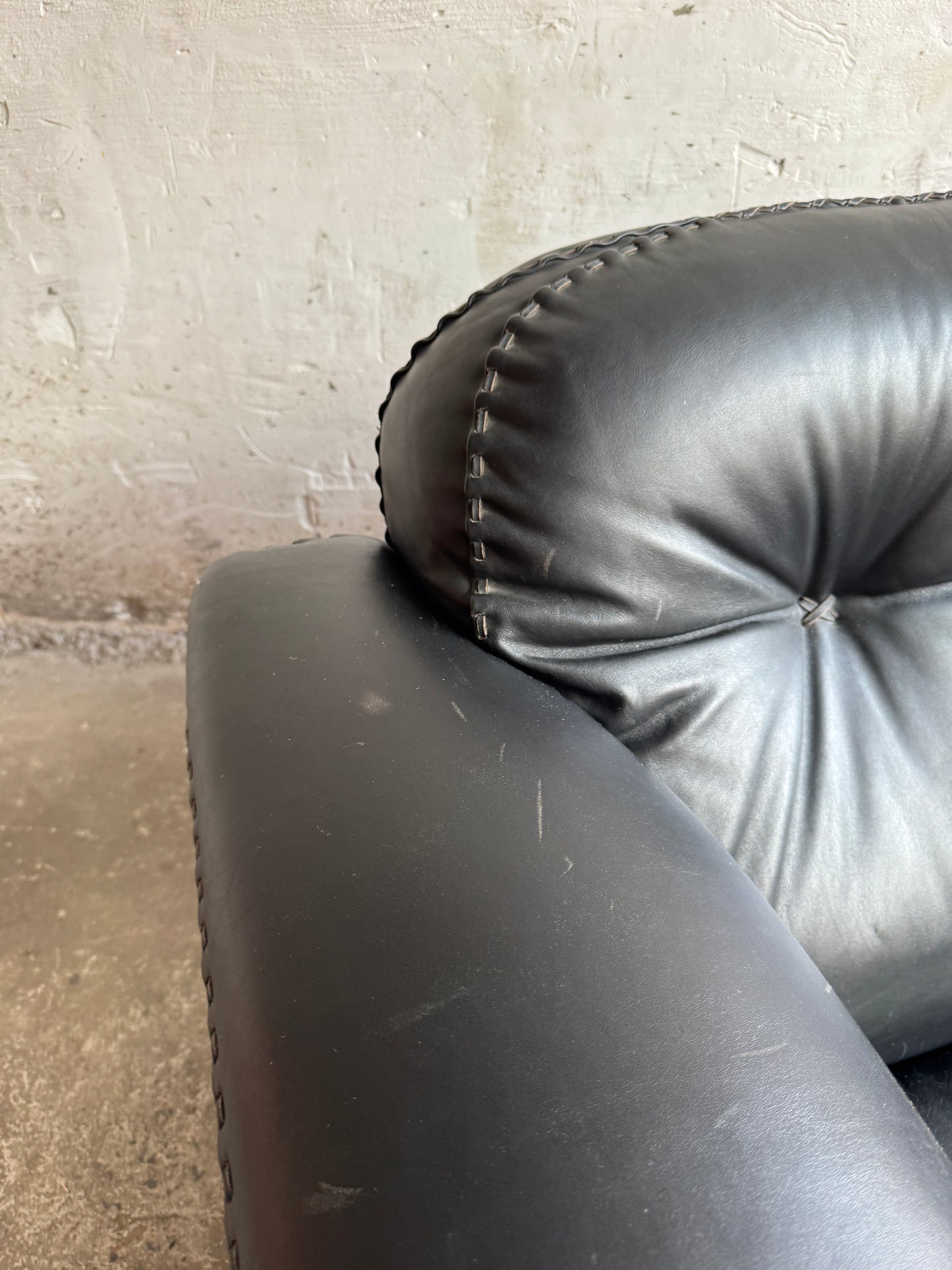De Sede DS-101 Black Leather Lounge Chair