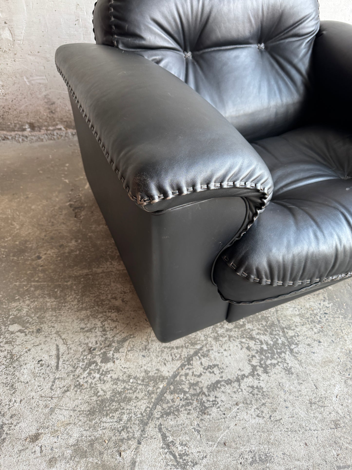 De Sede DS-101 Black Leather Lounge Chair