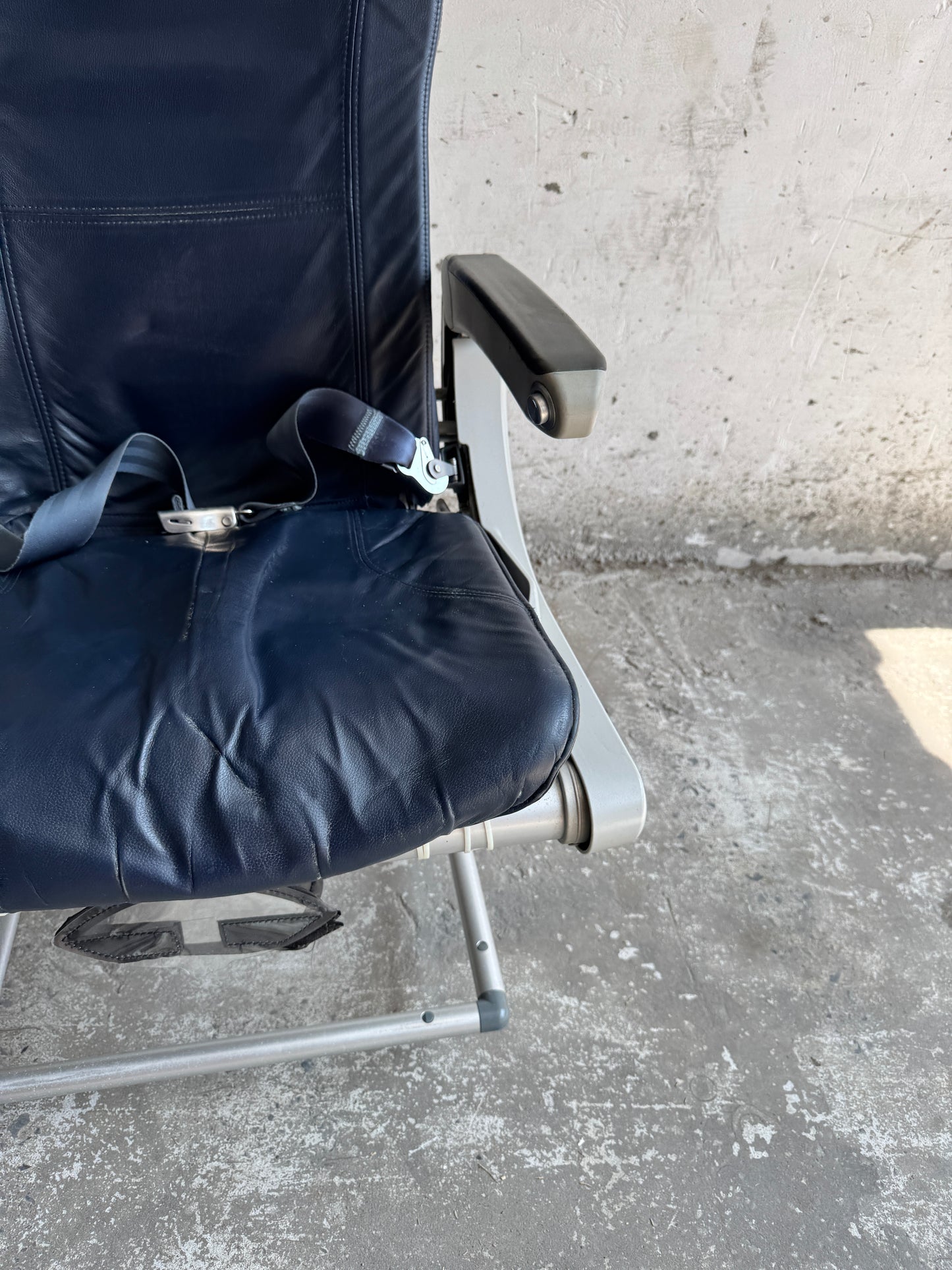 Vintage Triple Airplane Seats – Recaro