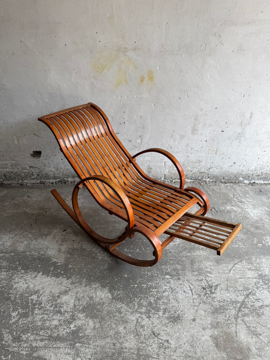 Vintage Wooden Rocking Chaise Longue with Circular Frame