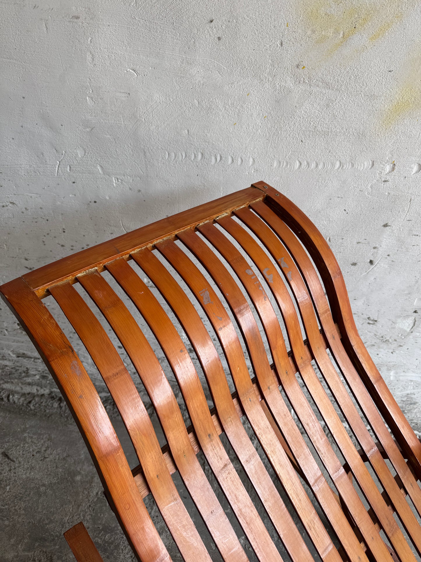 Vintage Wooden Rocking Chaise Longue with Circular Frame