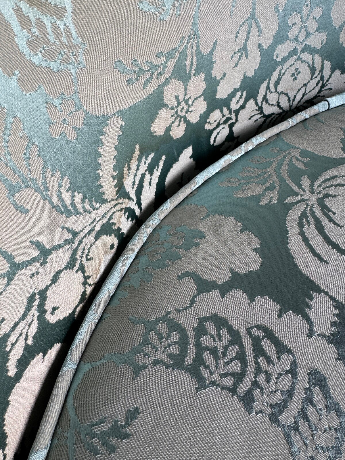 Set of 2 Art Deco armchairs with floral upholstery