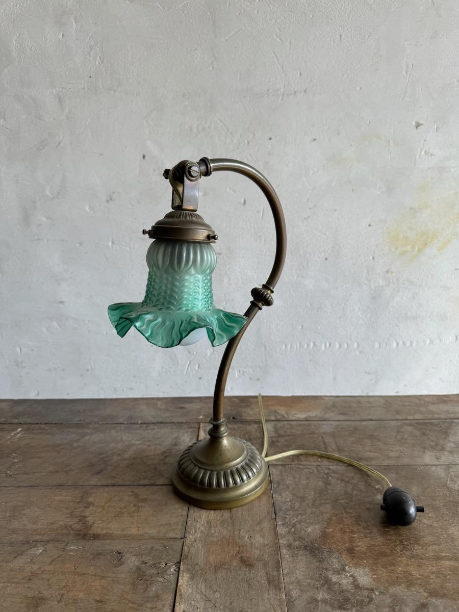 Art deco tafellamp van messing