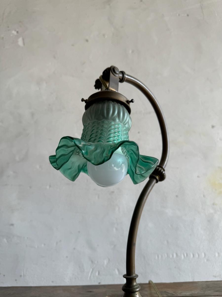 Art deco tafellamp van messing