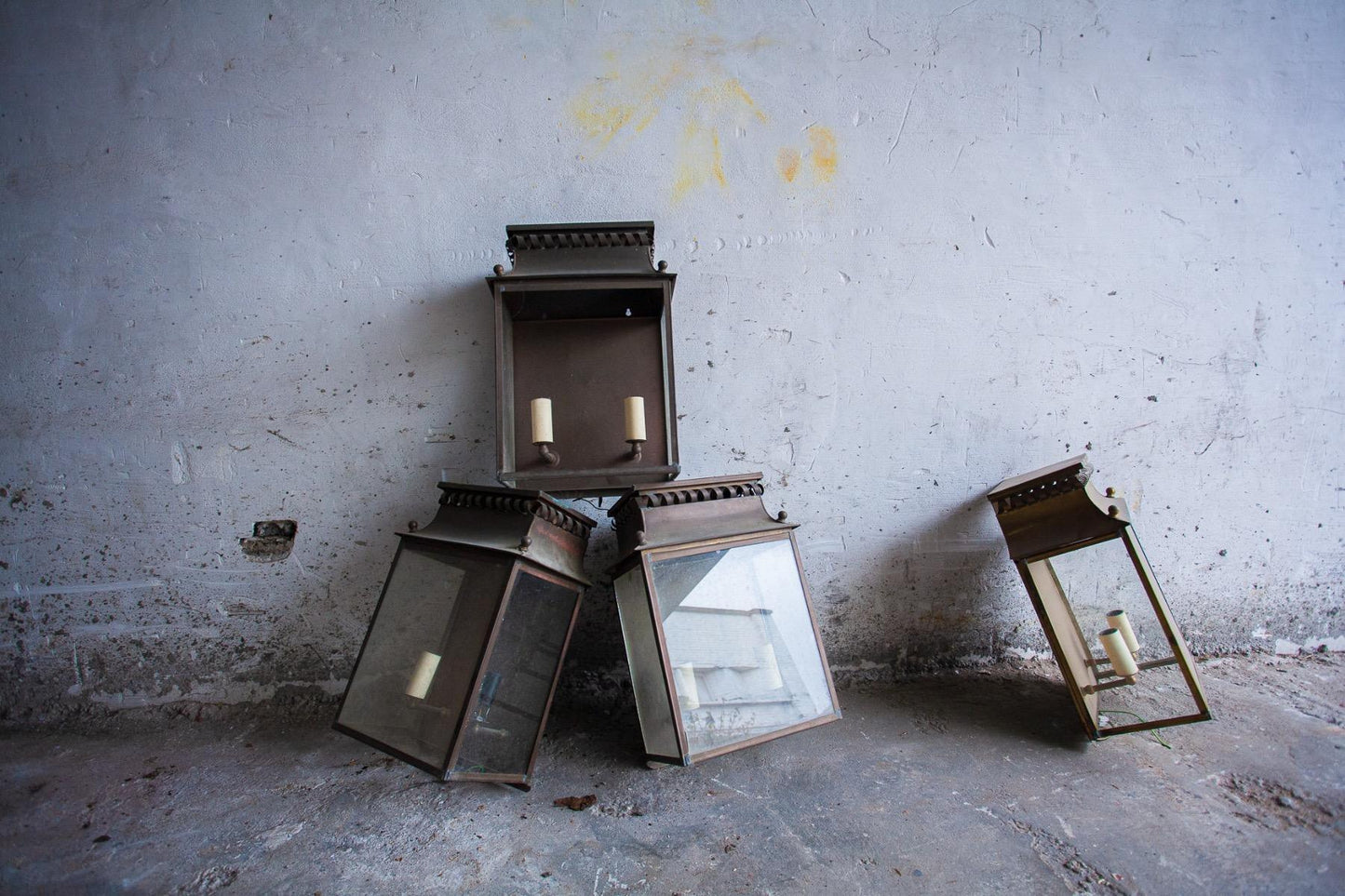 Beautiful 5 pieces Of Copper Lanterns"