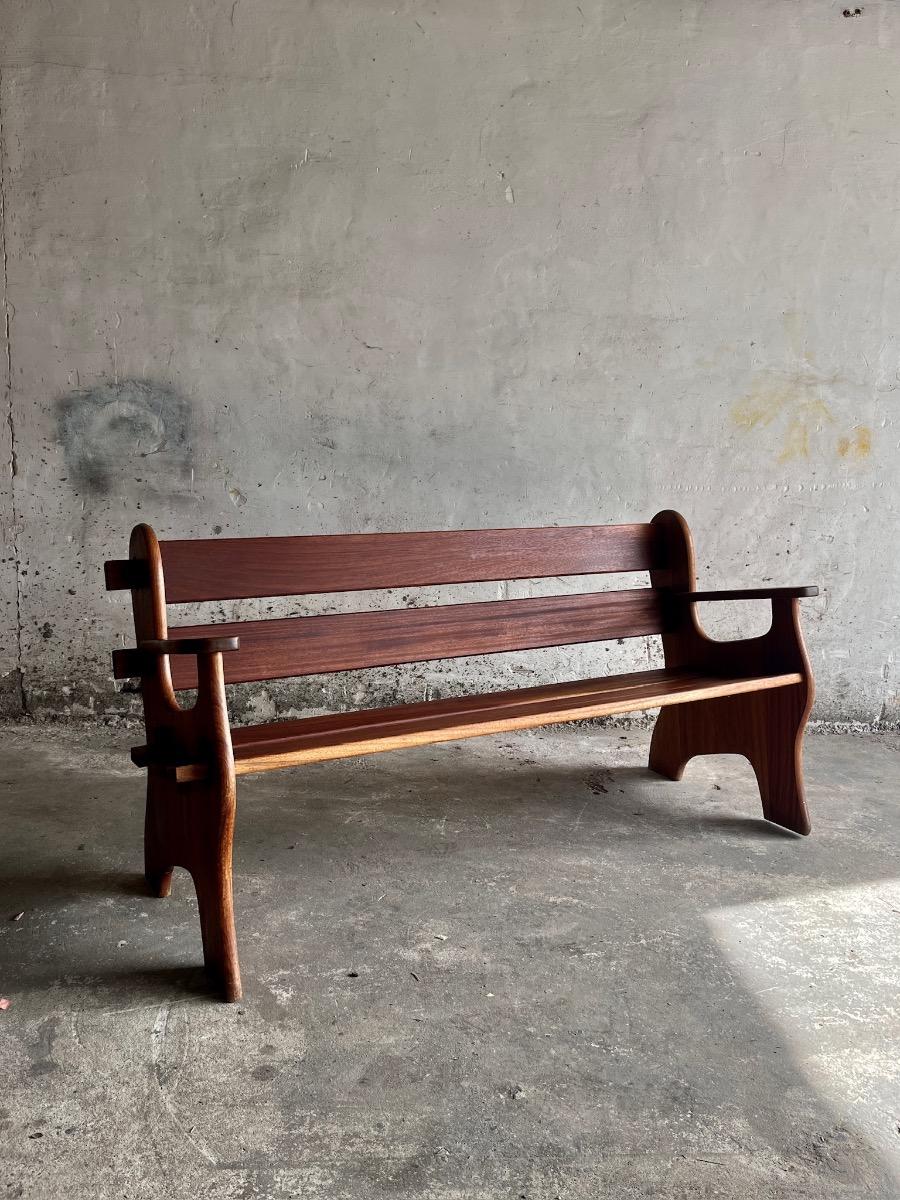 Brutalist wooden 3-seater bench (1960s/70s)