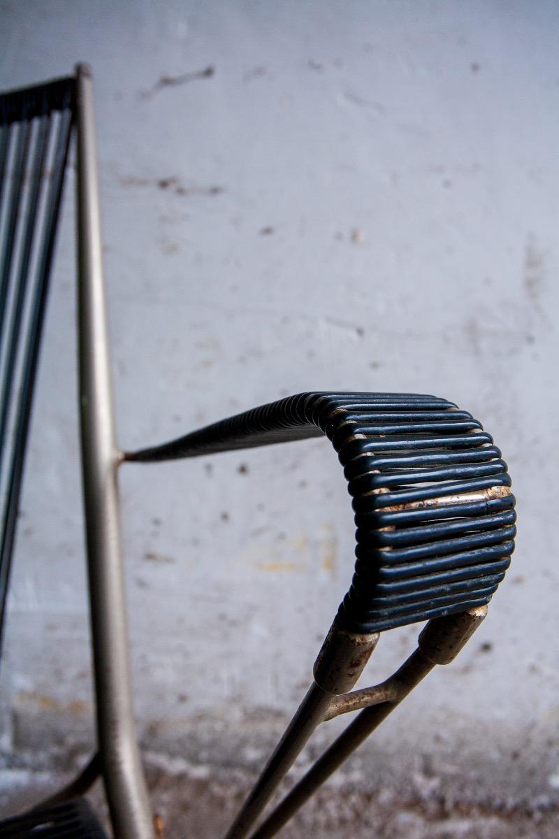 Chaises pliantes vintage « Scoubidou » par André Monpoix – années 1960 (lot de 2)