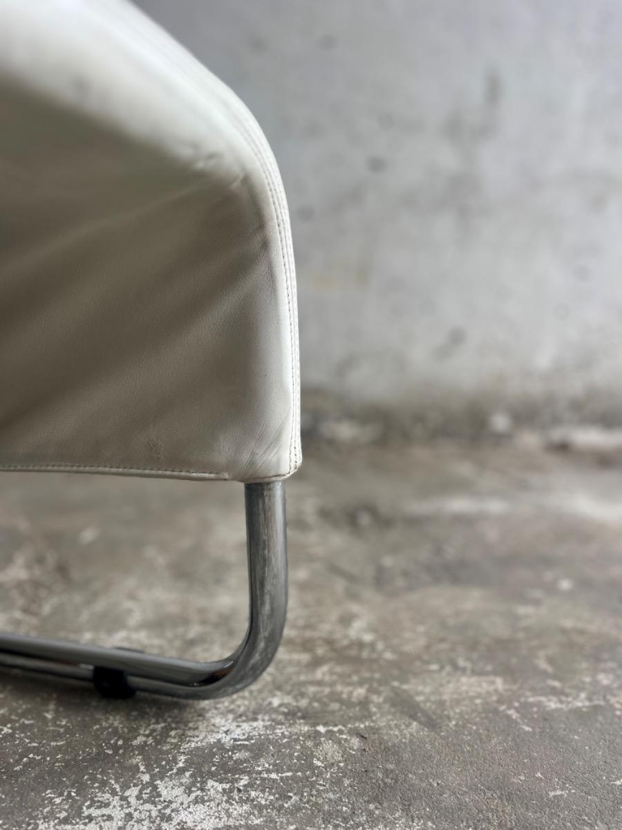 Lounge chair ‘Tuoli’ door Antti Nurmesniemi voor Cassina (1970)