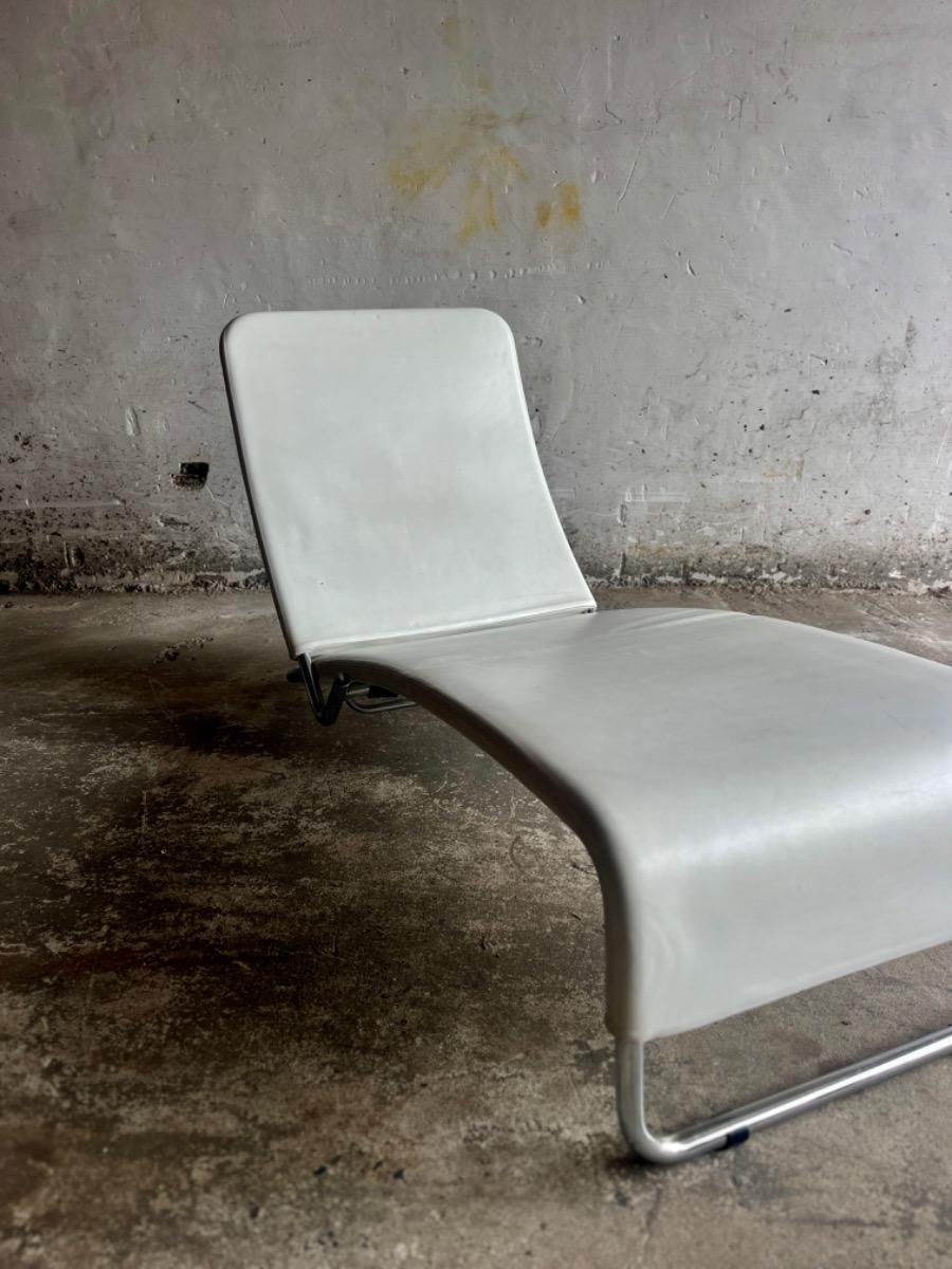 Lounge chair ‘Tuoli’ door Antti Nurmesniemi voor Cassina (1970)