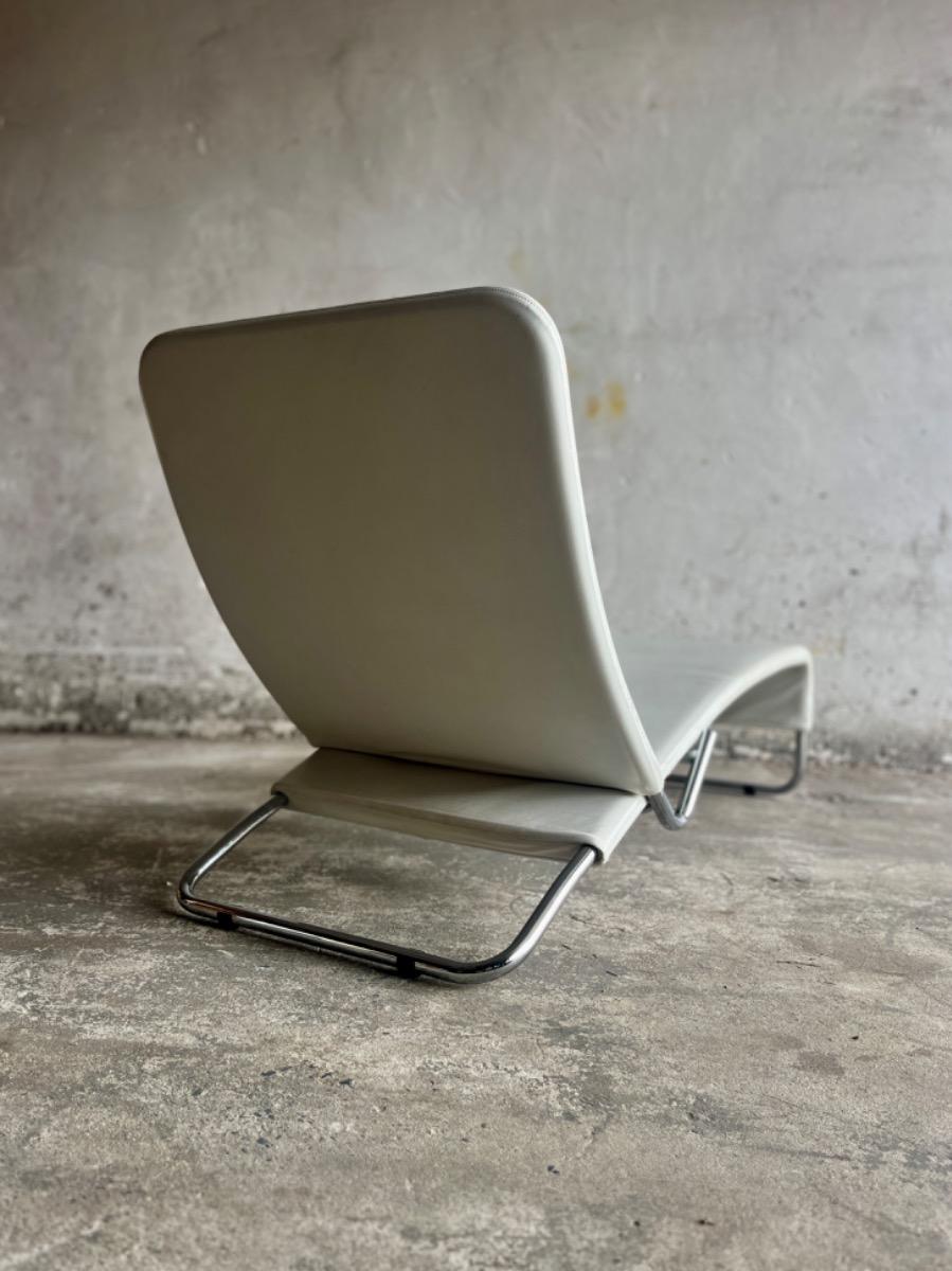Lounge chair ‘Tuoli’ door Antti Nurmesniemi voor Cassina (1970)