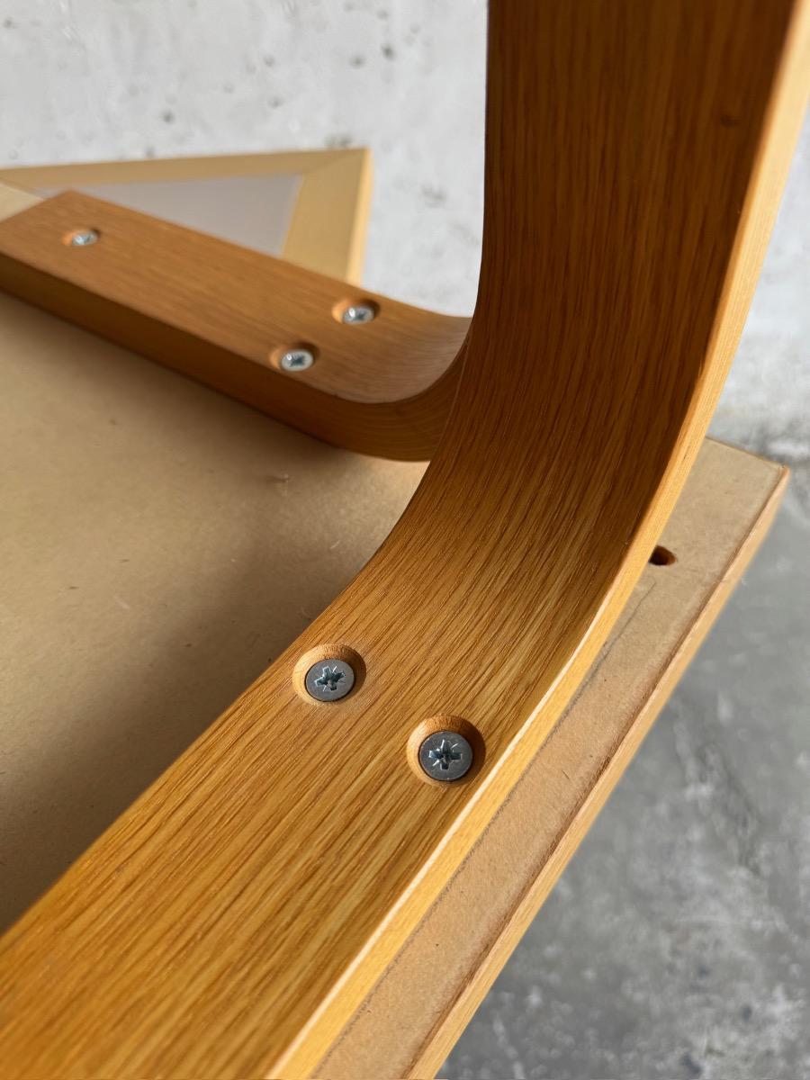 Set halfronde eettafels van Magnus Olesen