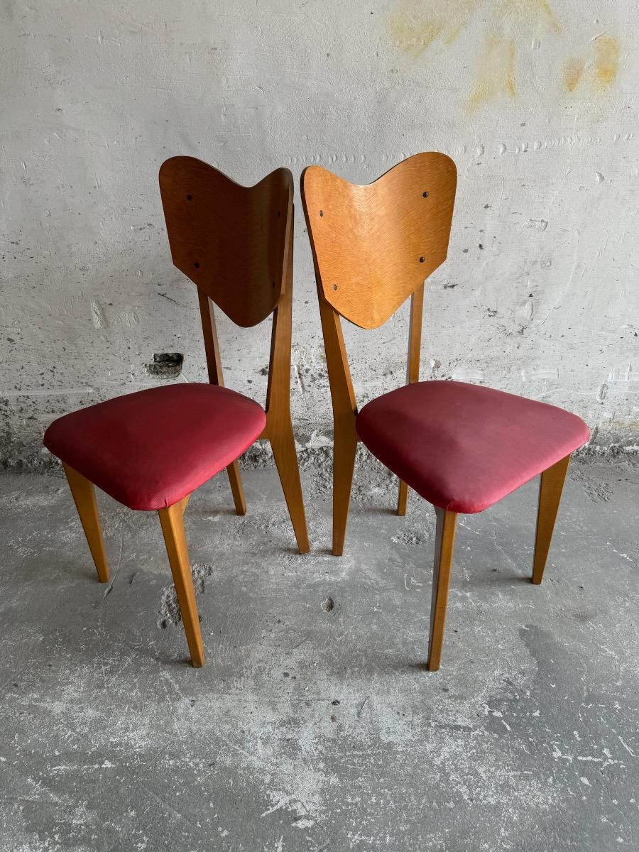 Set zeldzame hartvormige stoelen van René-Jean Caillette (jaren 50)