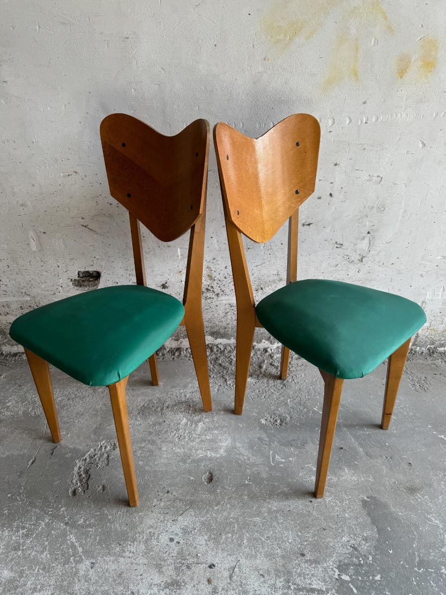 Set zeldzame hartvormige stoelen van René-Jean Caillette (jaren 50)