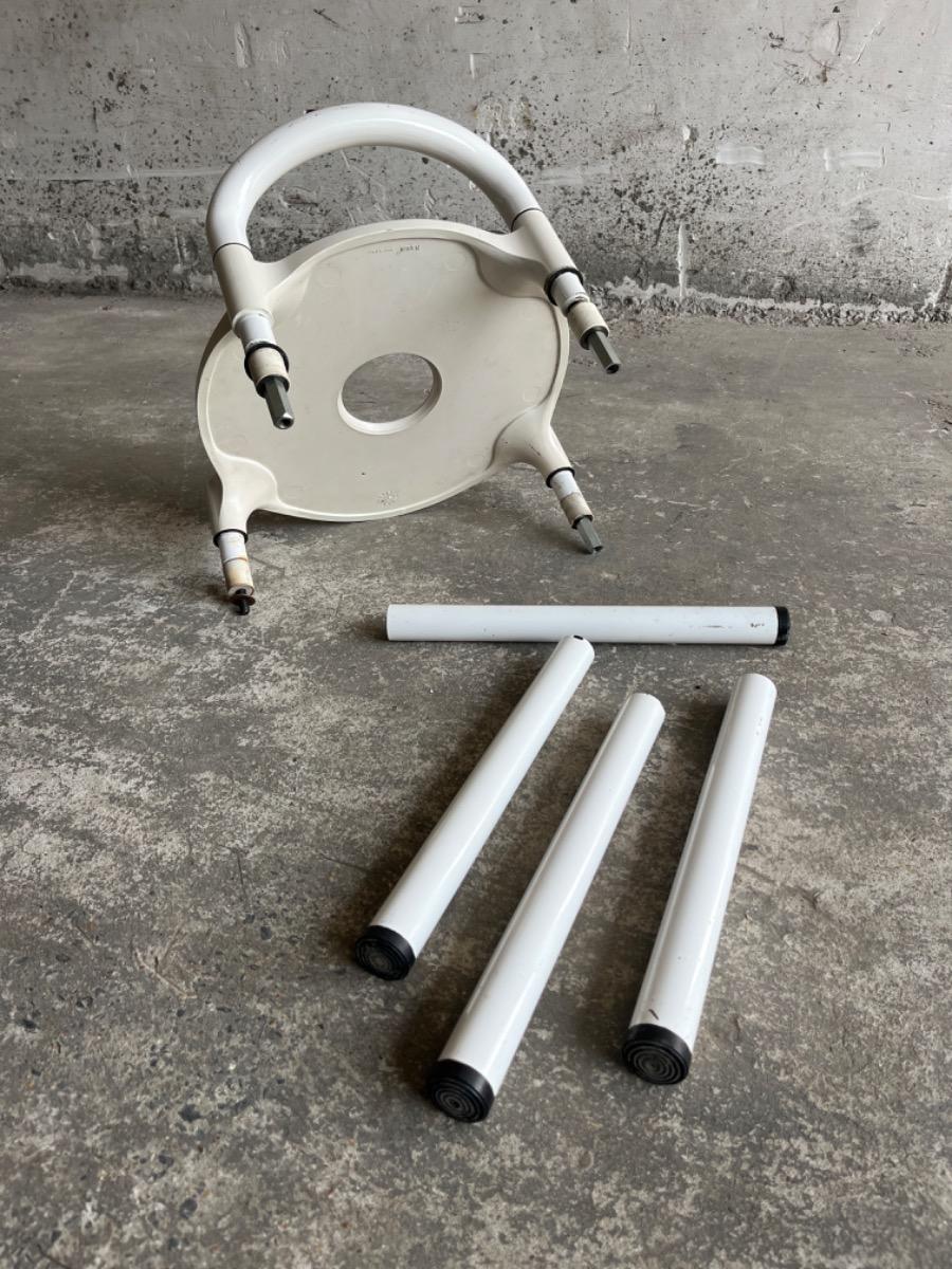 Kartell kruk uit het midden van de vorige eeuw, Anna CASTELLI FERRIERI - jaren 70