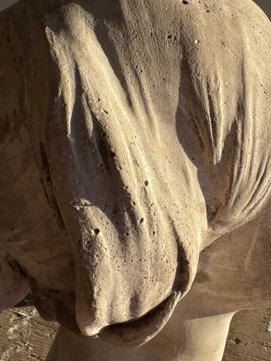 Wall bust by Walter De Buck