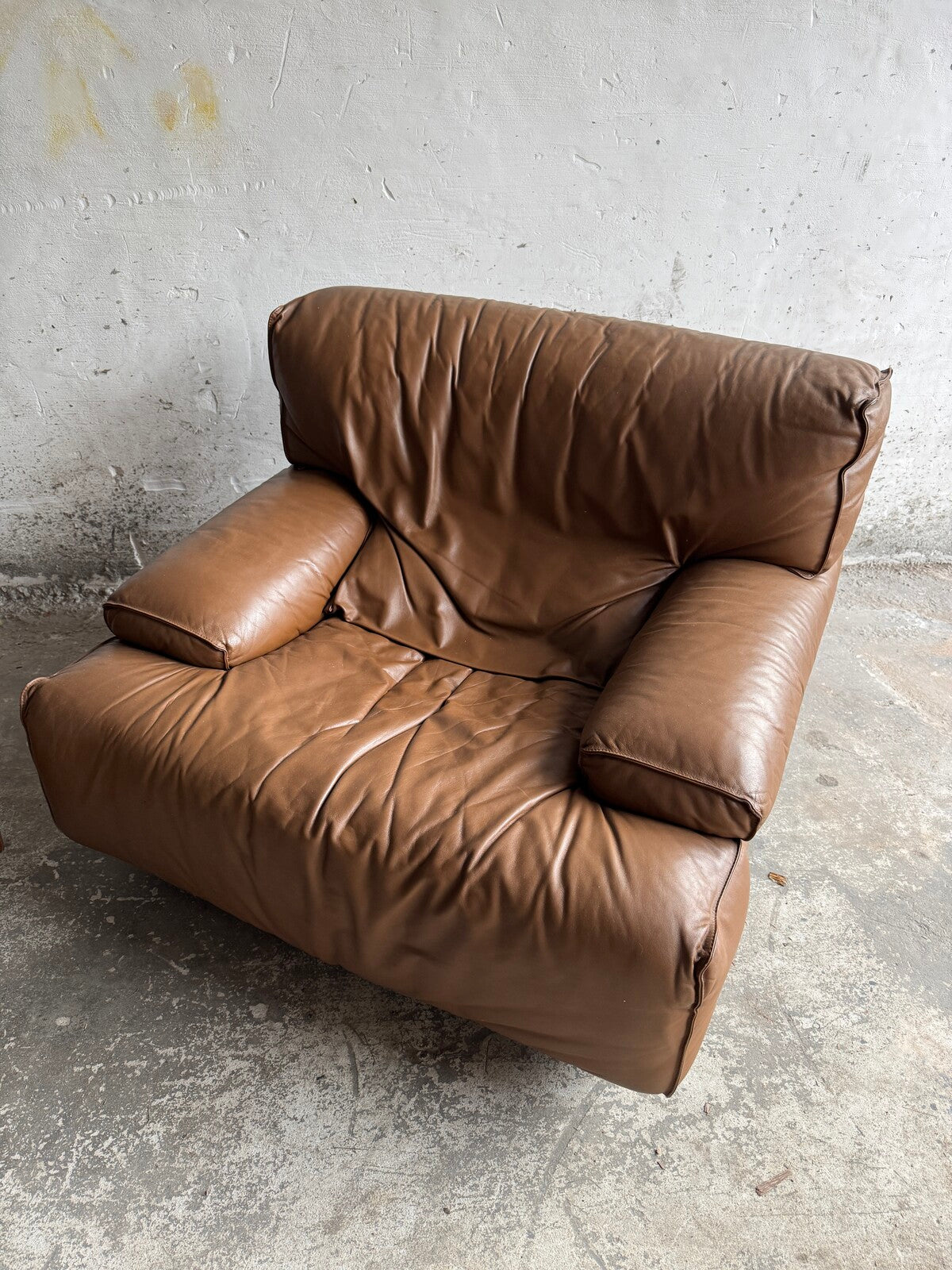 Set of 2 club chairs in leather by Brunati (1970s)