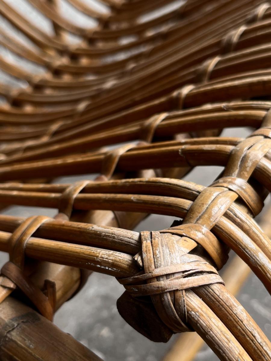 Rotan lounge chairs met bijpassende tafel – in de stijl van Rohe Noordwolde