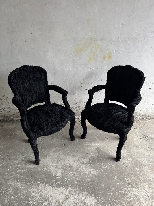 Set van 2 theaterfauteuils in zwarte verenstof