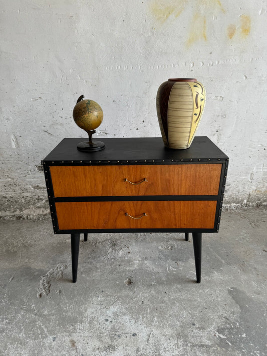 Vintage IKEA kast uit de jaren 60 met teakhouten en imitatieleren accenten